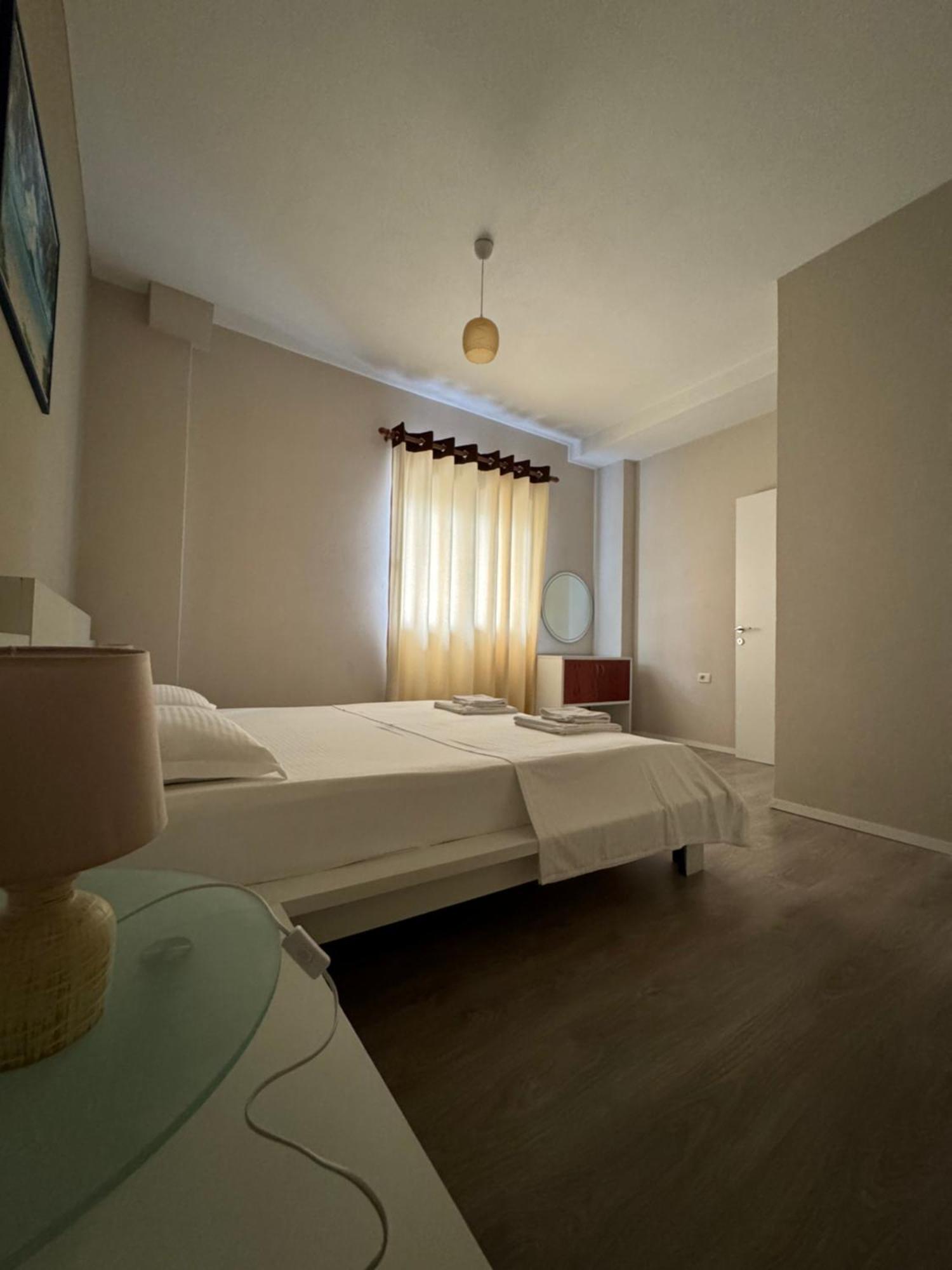 Violet'S Boutique Apartments Sarandë Exterior foto